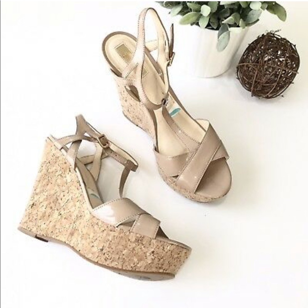 (Jessica Simpson) Beige Patent Leather Cork Wedges